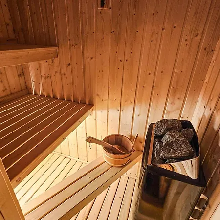 Amazing In With Sauna * Hovet